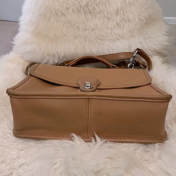 Vintage Coach Willis Crossbody Bag Camel Nickel 9927 - Picture 5 of 10